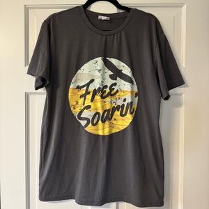 LuLaRoe • Rocker Graphic Tee